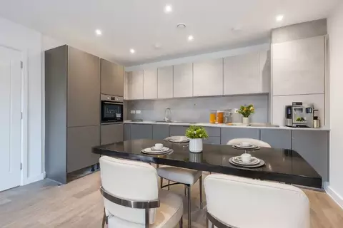 2 bedroom home for rent