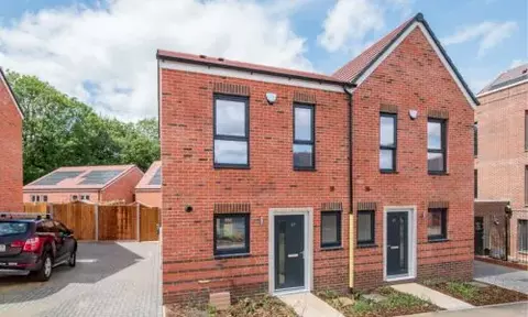 2 bedroom home for rent