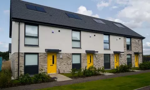 2 bedroom home for rent