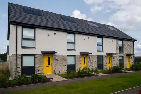 2 bedroom home for rent