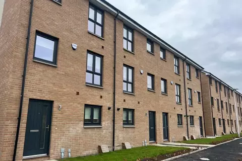 4 bedroom home for rent