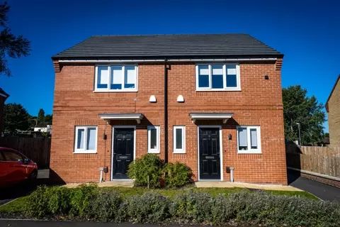 2 bedroom home for rent