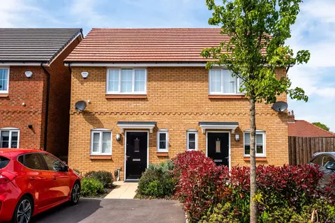 2 bedroom home for rent