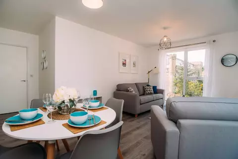 2 bedroom home for rent