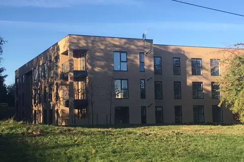 2 bedroom home for rent