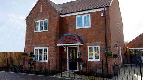 4 bedroom detached house for sale