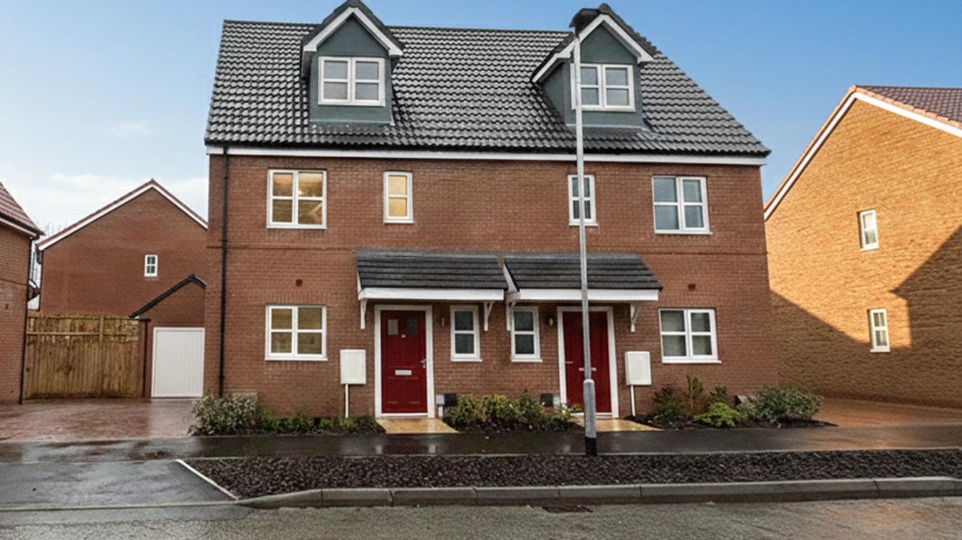 4 bedroom semi detached house for sale